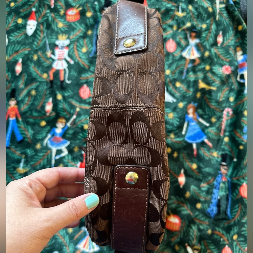 Coach Zoe Patchwork Brown Shoulder Bag - Picture 9 of 12
